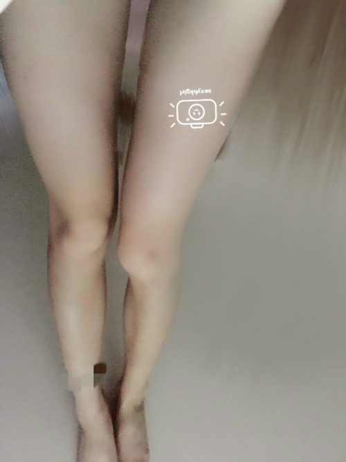 sexyhkgirl: p&gt;好多人想睇我對腳 無乜特别吖 好看