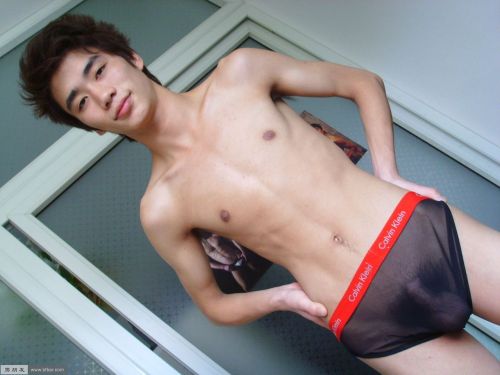 hot4asianmale:See more at: Hot4AsianMale.tumblr.com  小鲜肉