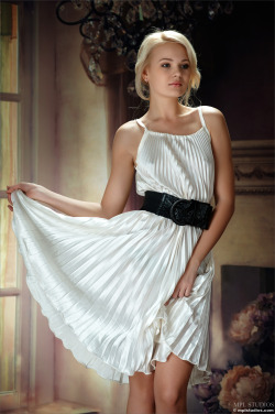 sette1sette:  sette1sette: Talia - Wonderful…  1 Discover my new blogs: http://settebsette.tumblr.com/archive http://setteasette.tumblr.com/archive http://sette7sette.tumblr.com/archive Follow to me and you will be happy …