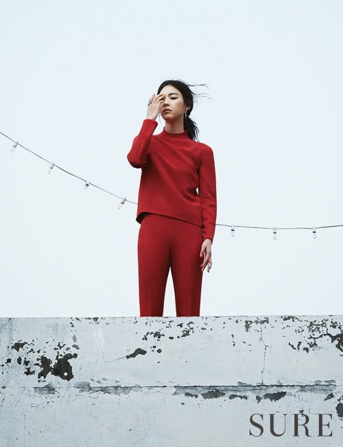 Lee Yeon Hee - Sure Magazine Pics