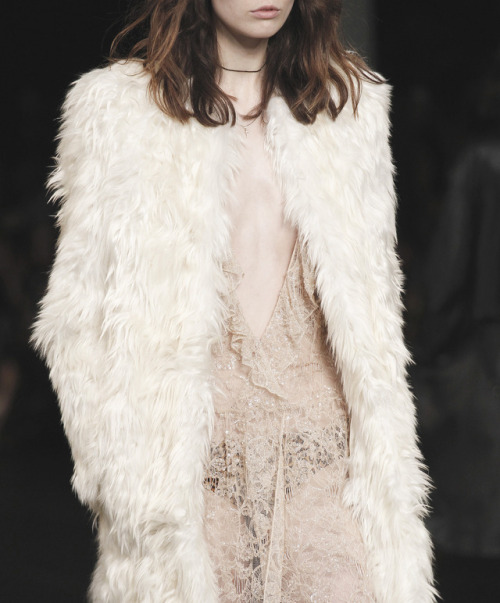 nectarine-nectar:saint laurentss 16