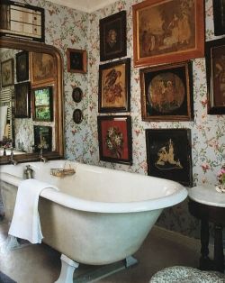 magicalhomestead:  Lovely bathroom redo in a Dublin townhouse.   Country Homes &amp; Interiors, UK  