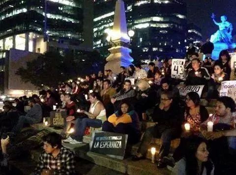 soy-solo-una-demente:  Esta foto fue tomada en México.  Yo soy del norte, y hasta