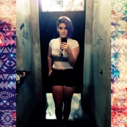 Riley-Coyote:  Love The Zumiez Changing Room  Send Your Own Cell Pics To Fyeahcellpics