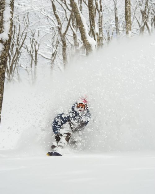 prosnowboardersobsession: Chris RasmanPhoto: @chadchomlack