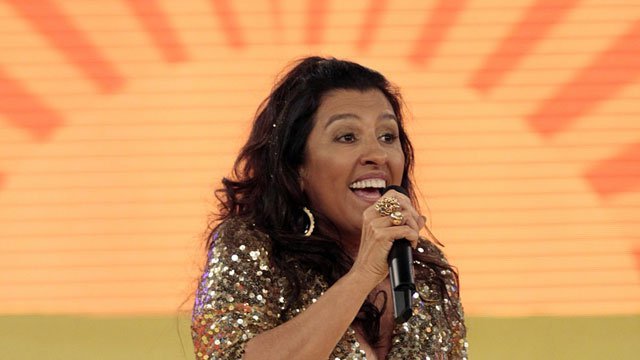 “Esquenta” perde para a Record neste domingo (21/09/2014)
A Rede Globo exibiu mais uma edição do programa “Esquenta” na tarde deste domingo (21/09), recebendo o horário em baixa Regina Casé não operou milagres, fechando assim na vice liderança, ainda...