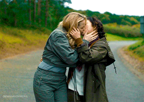 Two Years Ago Jodie Comer And Sandra Oh Gave Us The Best Onscreen Kiss Of All Time. - April 10, 2022.