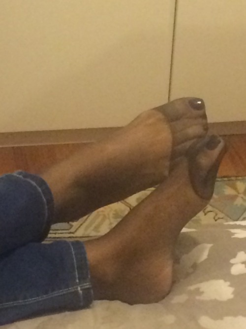 sydneyfeet: ronin257: They look Delicious You are making me feel like I should be there to help you 