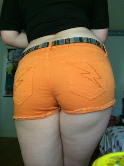 reallifeass:  molokonereid:  Literally the only reason I got these shorts was those fucking lightning bolts. The fit’s nice too.  Real. Life. Ass. http://reallifeass.tumblr.com  nice shorts on a nice ass
