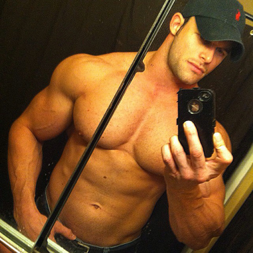 redneck-lover:  Fuckkk  Woof!