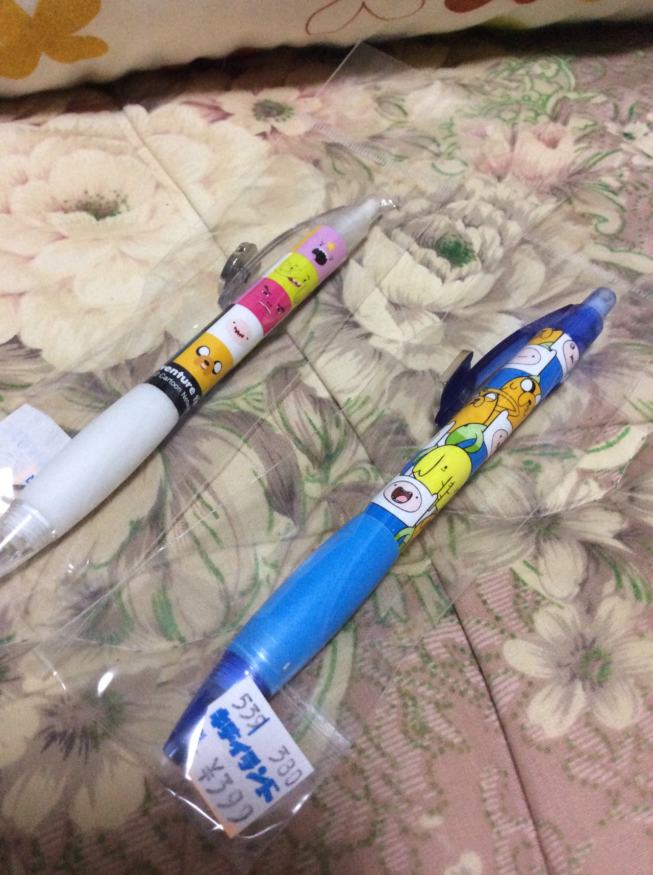 thekusabi:  I was not expecting to find Adventure Time merchandise here in Japan!