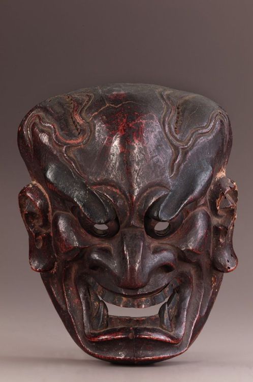 Mask for No performance1333-1573Muromachi period Wood with paint and gilt metalH: 25.6 W: 20.2 D: 8.