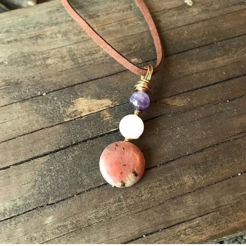 Mini empath amulet with lepidolite, amethyst and rose quartz for calming, protecting and grounding .