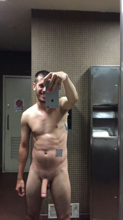 sextinguys:  Jeff Folkers loves stripping in the locker room, revealing his hard cock for all to enjoy! Keep up the great work bro.  
