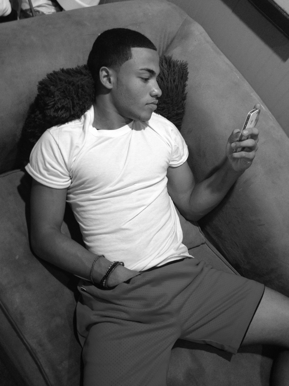 Jacking while he texts me