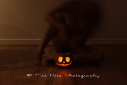 persephonephotographs:  samhain | Halloween Self PortraitsOctober 2015