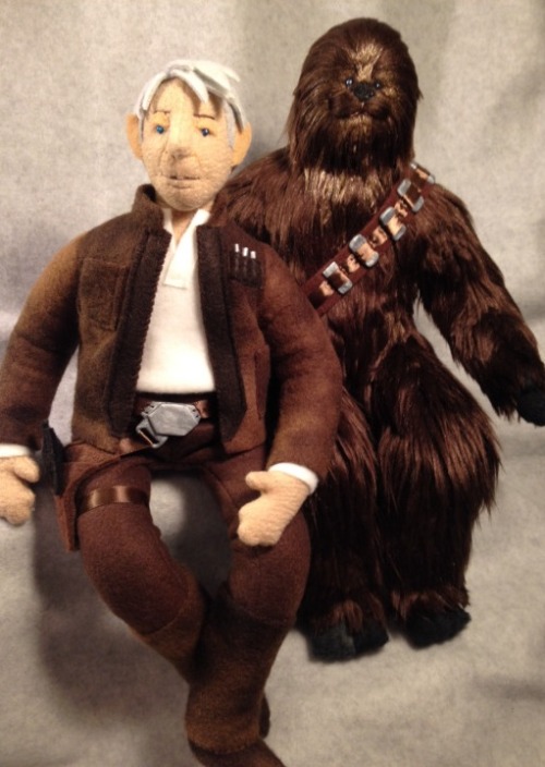 stitchybutton: I finally got to make dollies of my spacedads Han Solo and Chewbacca!!! I was nervous
