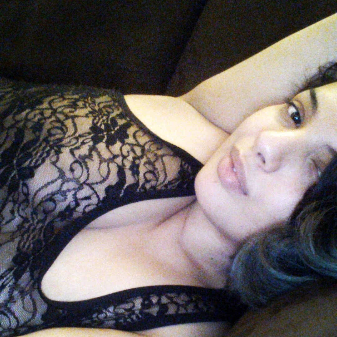 aymygod:  I clean up nice.   Tagged by the gawwwwjus abysm-elle for the selfie challenge!