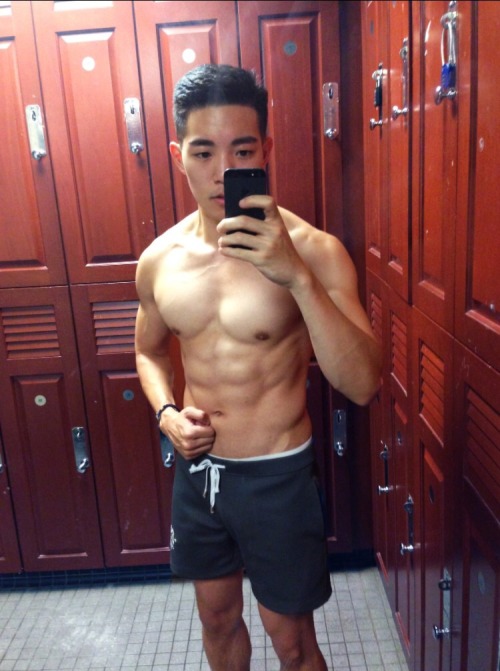 Hot Asian Guys 4u..性感的亚洲男装
