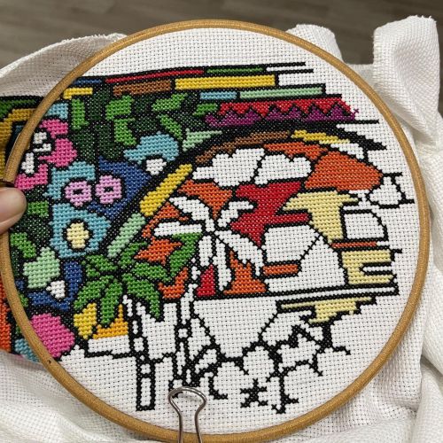 + 1063 stitches. ...#crossstitch #crossstitching #crossstitchersofinstagram #stitches #ornam