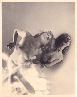 eroticromanticmelancholic:  William Mortensen, “Untitled (possession)” (ca. 1927)posted by http://eroticromanticmelancholic.tumblr.com/