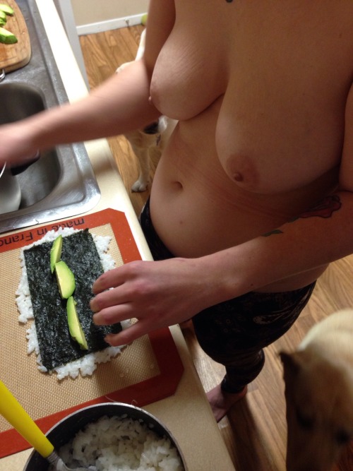 daddyspreciousfuckslut: What’s that you say? You’re girl is awesome? Maybe but does she make you sus