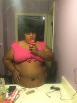 Bigbellyssbbw:  Big Girl In A Bra