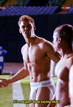 chewie-rhwn:Alan Ritchson in Blue Mountain State