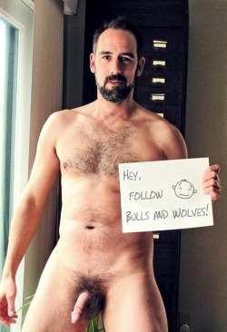 bullsandwolves:  Hey, Follow  Bulls and Wolves! ;) ✔Submit your pic to: bullsandwolves@gmail.com 