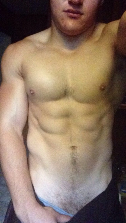 shreddernaut:  shreddernaut:Tagged by dirty-flirty-fitness for 6 selfies so here you go tumblr :) I tag Jeb Bush, Bernie Sanders, Hillary Clinton, and Donald Trump Reblogging because I was tagged again by fiercely-fit.tumblr.com I don’t have enough