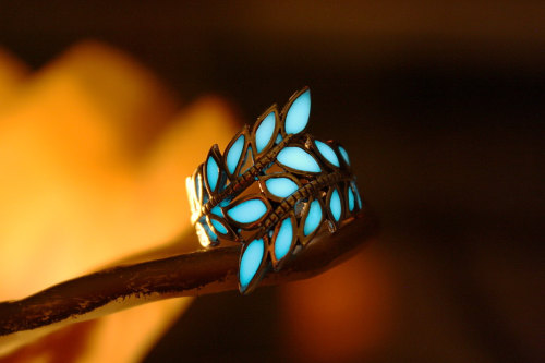 culturenlifestyle: Fairy Inspired Glow in the Dark Jewelry by Manon Richard Canadian jewelry designe