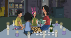 nightvalelepidopterist:Linda Belcher being a modern witch.