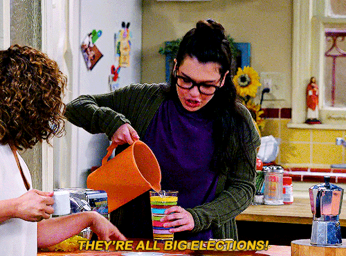 latinesource:ONE DAY AT A TIME | 2.04 Roots