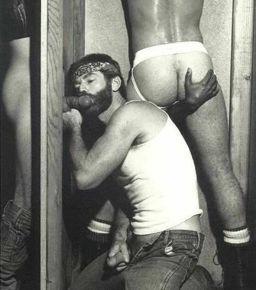 Porn photo exposing-glory-hole:  glory holes