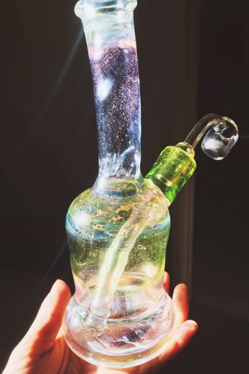 veeveeganja:My new Immaculate Glass Gosh, that is beautiful.