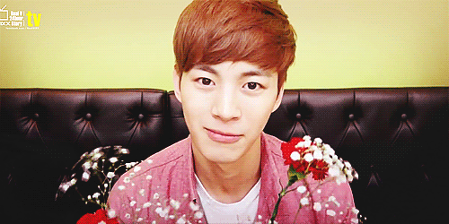 burningwithlove:  Hongbin’s smile…is a thing of beauty 