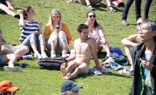 privatesinpublic: It’s such a nice day in the park - time to get the privates out in public!