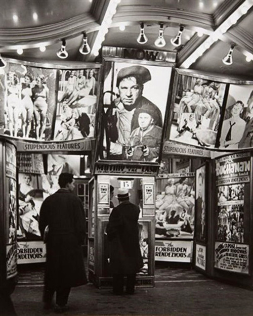 Sleazy 42nd Street theaters, 1940.Photo: Andreas Feininger via Artnet