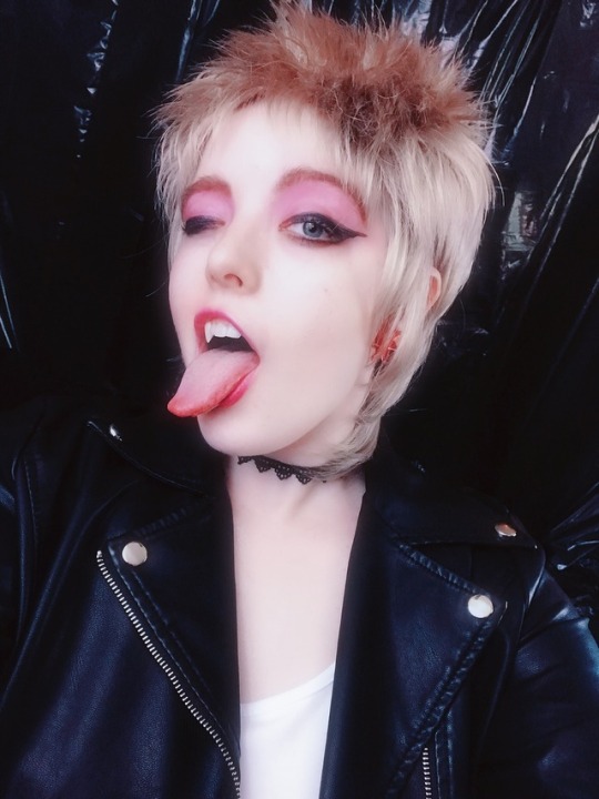 marshmallowmaximus:  ‪Just finished shooting October’s Patreon set; inspired by The Lost Boys 🦇‬