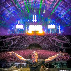 electronic-life:  Martin Garrix at Coachella 2014