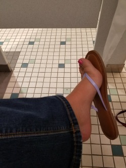 solely-a-princess:  Yup sitting in the bathroom!  🤣  Solely-a-Princess #toes #flipflops #myeverydayflops #footslave #footlove #footfetishnation #footfeetishcommunity #arch #straps #dangle #footgoddess #worship #sexyfeet #flipflops