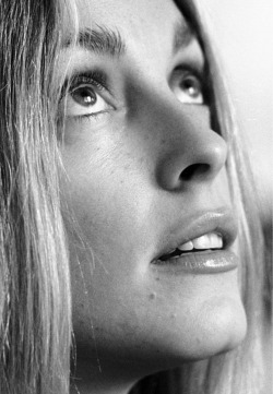 Sharon Tate photographed in London by Bill Ray, 1968