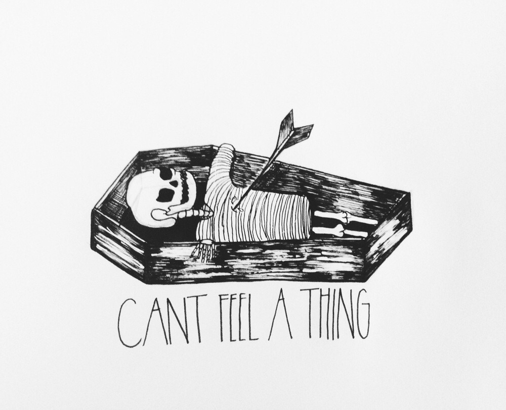 wearetheatomsmashers:  wearetheatomsmashers:  Help a broke girl who cant afford her