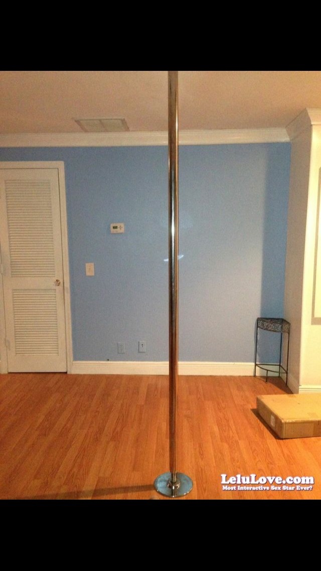 SO ready to get back to my pole workouts (new 24/7 live pole cam here: http://www.lelulove.com/?mb=Q3VzdG9tfGN0bTEwODg5ODE=