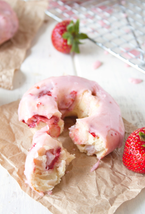 boozybakerr:  Strawberry Buttermilk Donuts with Strawberry Glaze