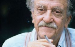 mimswriter:  Kurt Vonnegut: 16 Rules For Writing Fiction 1. Use the time of a total stranger in such a way that he or she will not feel the time was wasted. 2. Give the reader at least one character he or she can root for. 3. Every character should