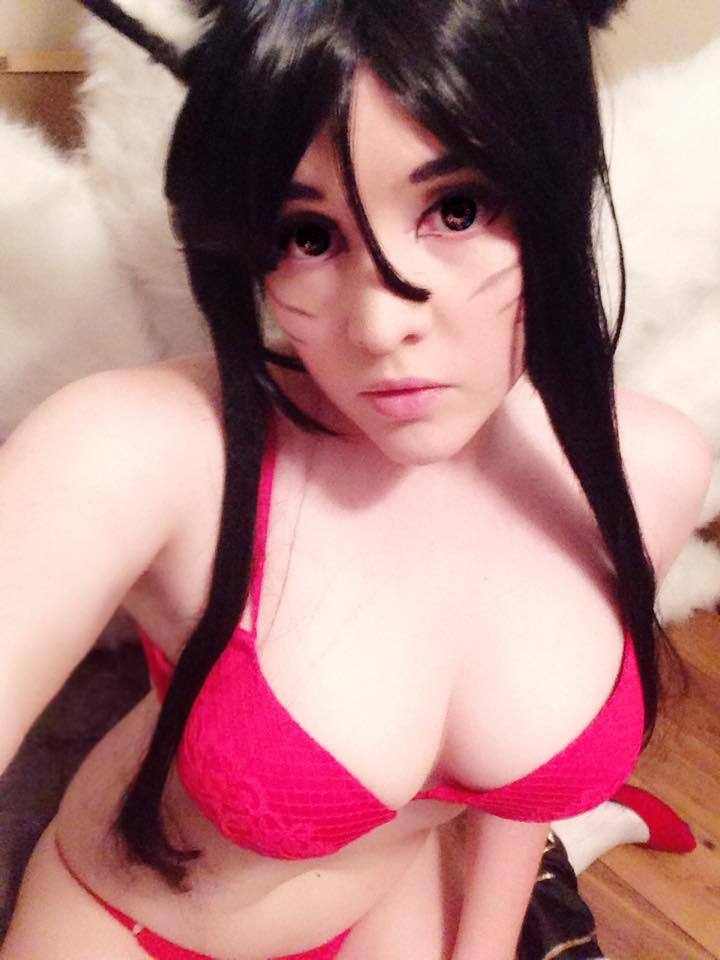 nsfwfoxyden:  Happy toplesstuesday today on cosplaydeviants! &lt;3Have some