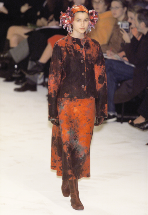 larastones:Issey Miyake Fall 2001