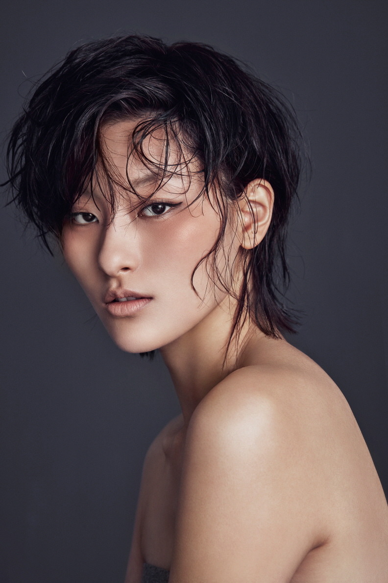 koreanmodel:  Kim Hyun Jin by Kim Eo Mil for Allure Korea Jan 2017