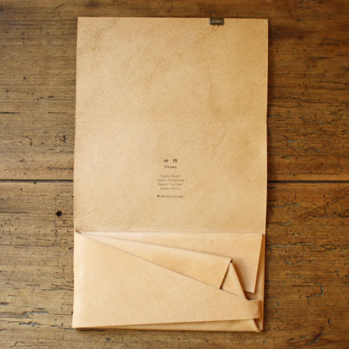 Shosa ORIGAMI Wallet in Himeji Calf (beige) by No,no,yes! is in stock and ready to ship! This beauti